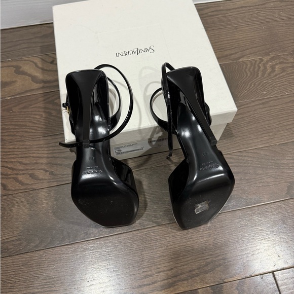 Saint Laurent La Scandale Patent Leather Sandals - Picture 2 of 8